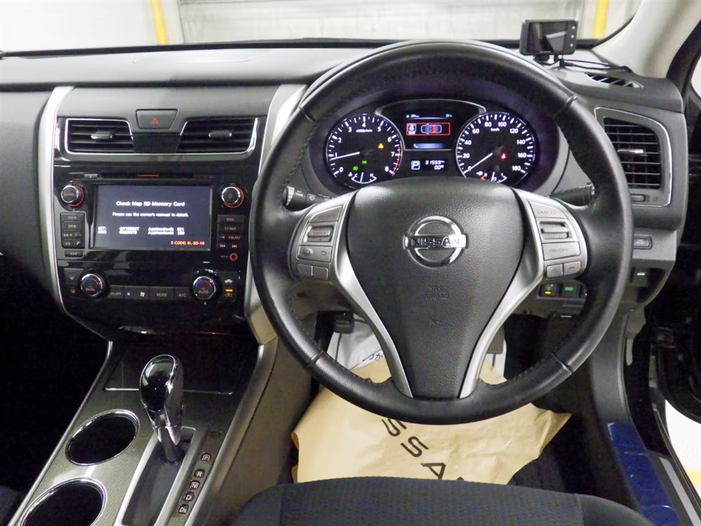 NISSAN TEANA