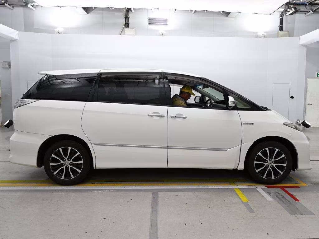 TOYOTA ESTIMA