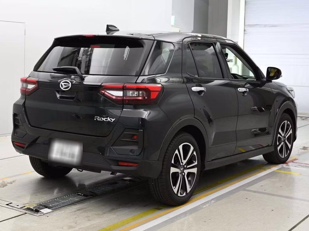 DAIHATSU ROCKY