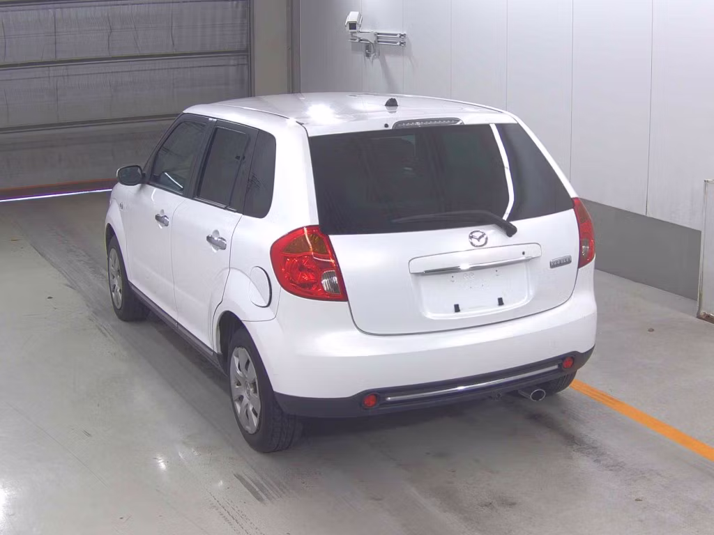MAZDA VERISA