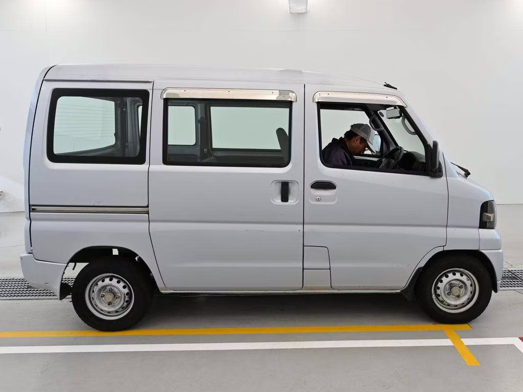 MITSUBISHI MINICAB
