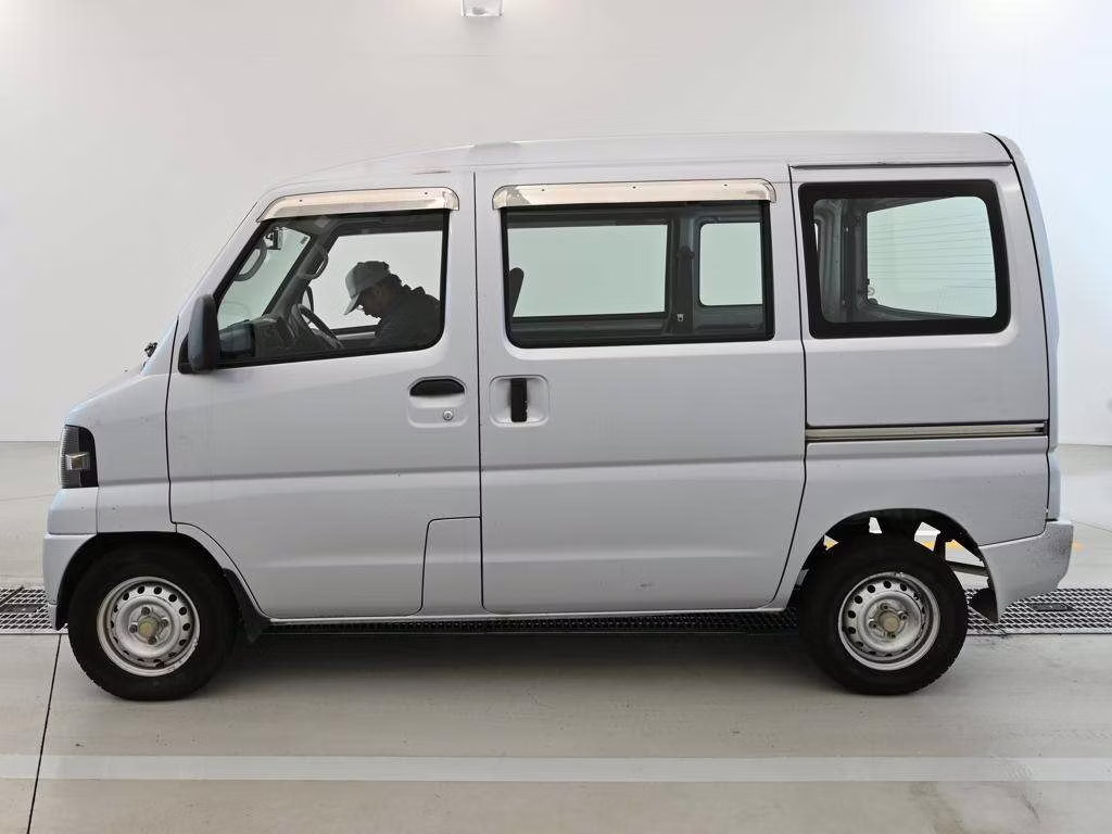 MITSUBISHI MINICAB