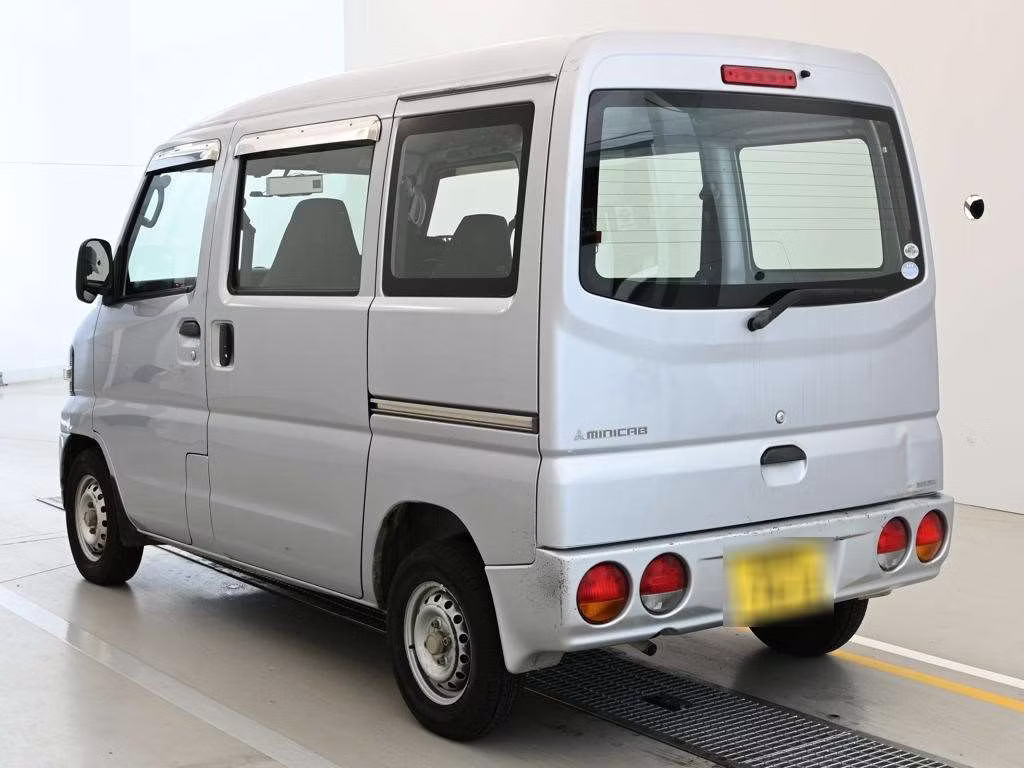 MITSUBISHI MINICAB