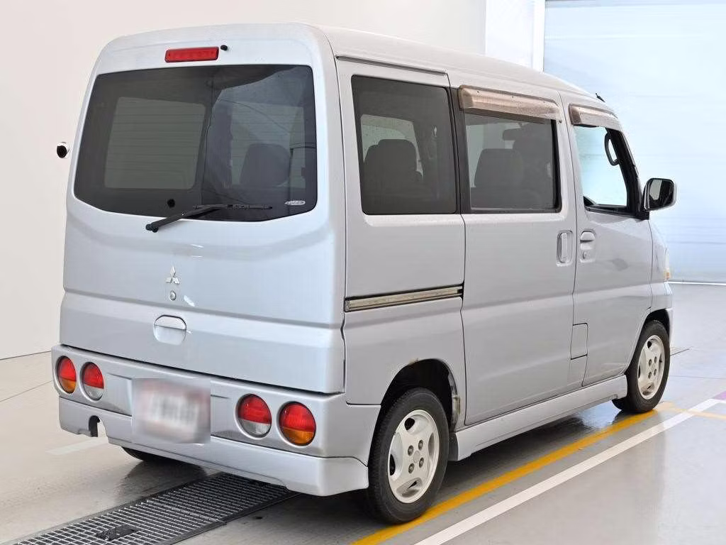 MITSUBISHI TOWN BOX