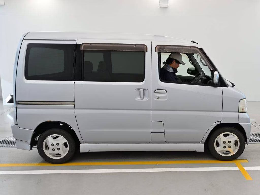 MITSUBISHI TOWN BOX