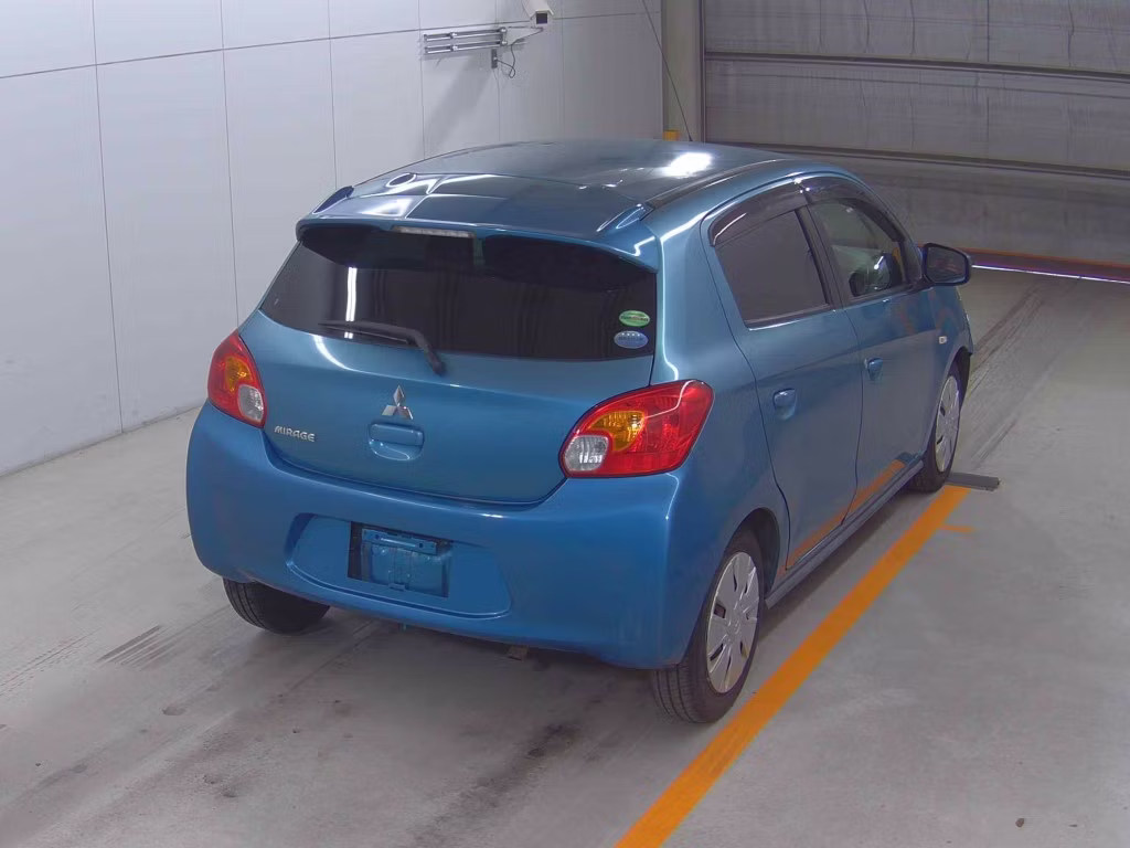 MITSUBISHI MIRAGE