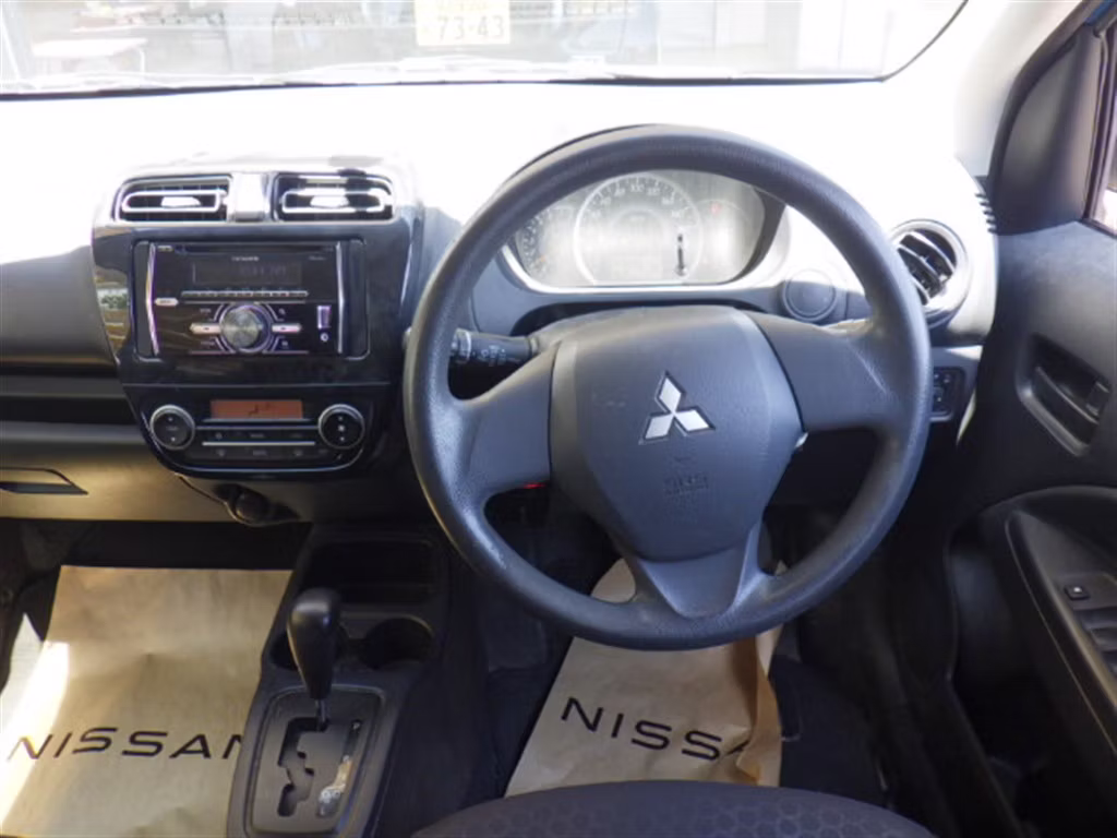 MITSUBISHI MIRAGE