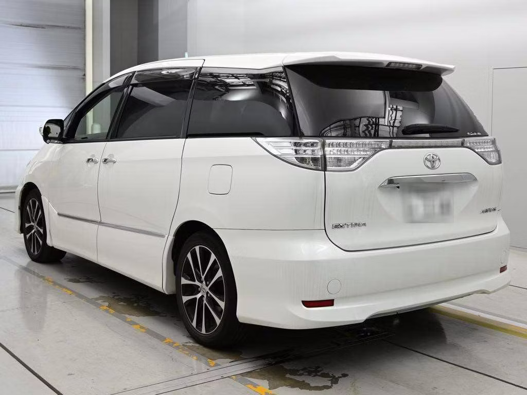 TOYOTA ESTIMA
