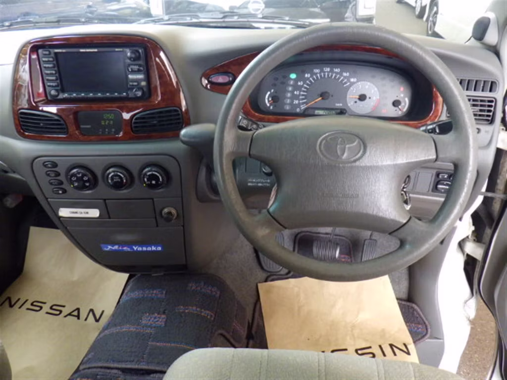 TOYOTA LITE ACE NOAH