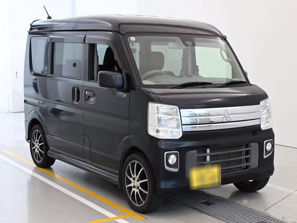 MITSUBISHI TOWN BOX
