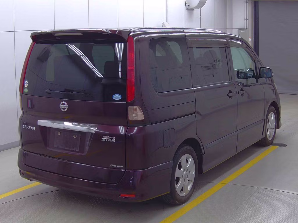 NISSAN SERENA