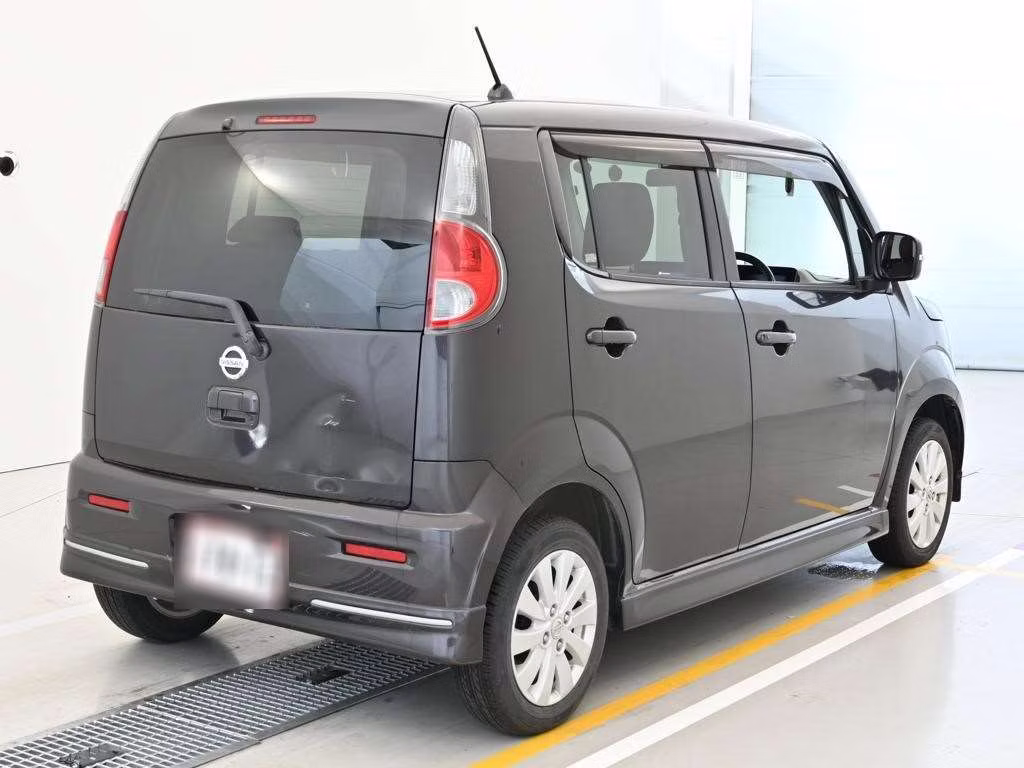 NISSAN MOCO