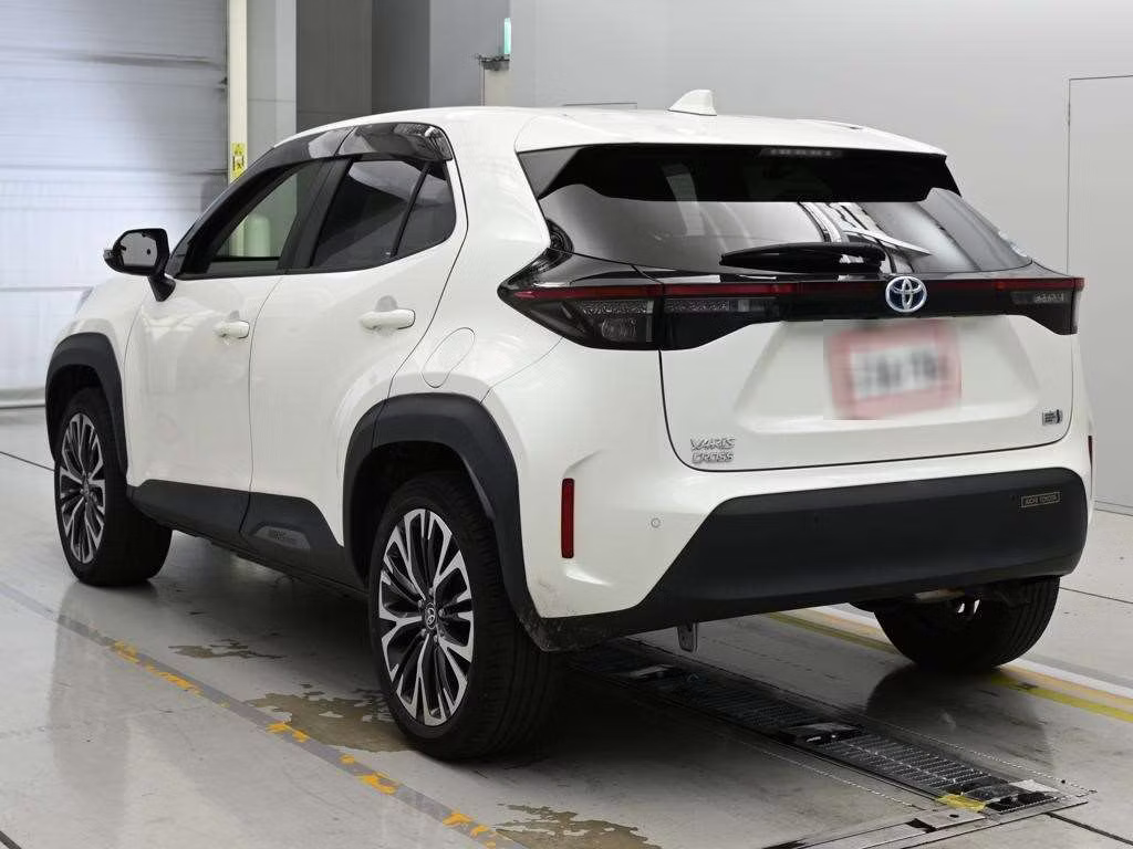 TOYOTA YARIS CROSS