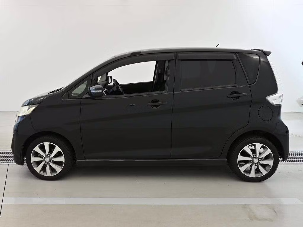 MITSUBISHI EK CUSTOM