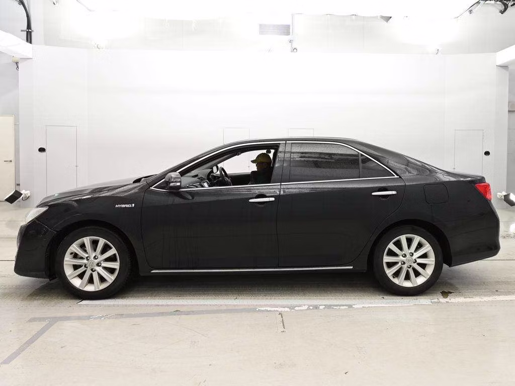 TOYOTA CAMRY