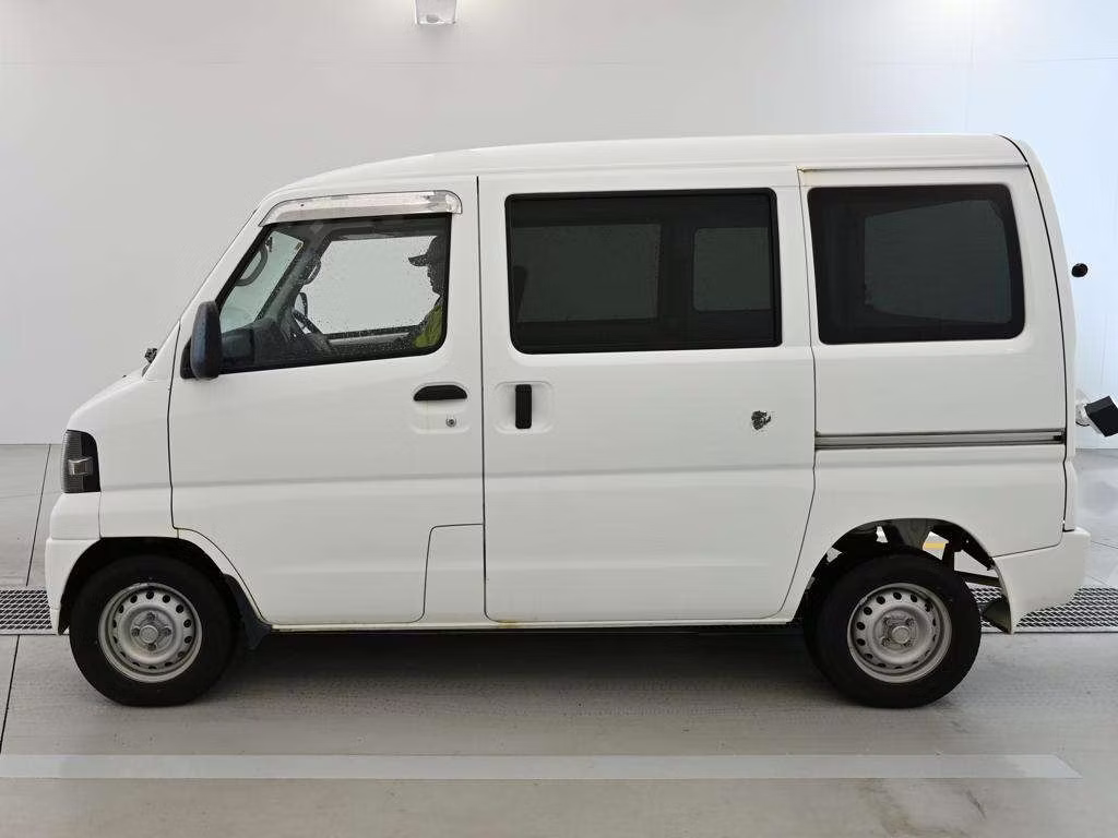 MITSUBISHI MINICAB