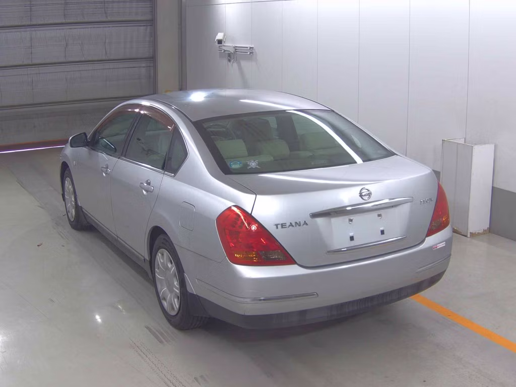NISSAN TEANA
