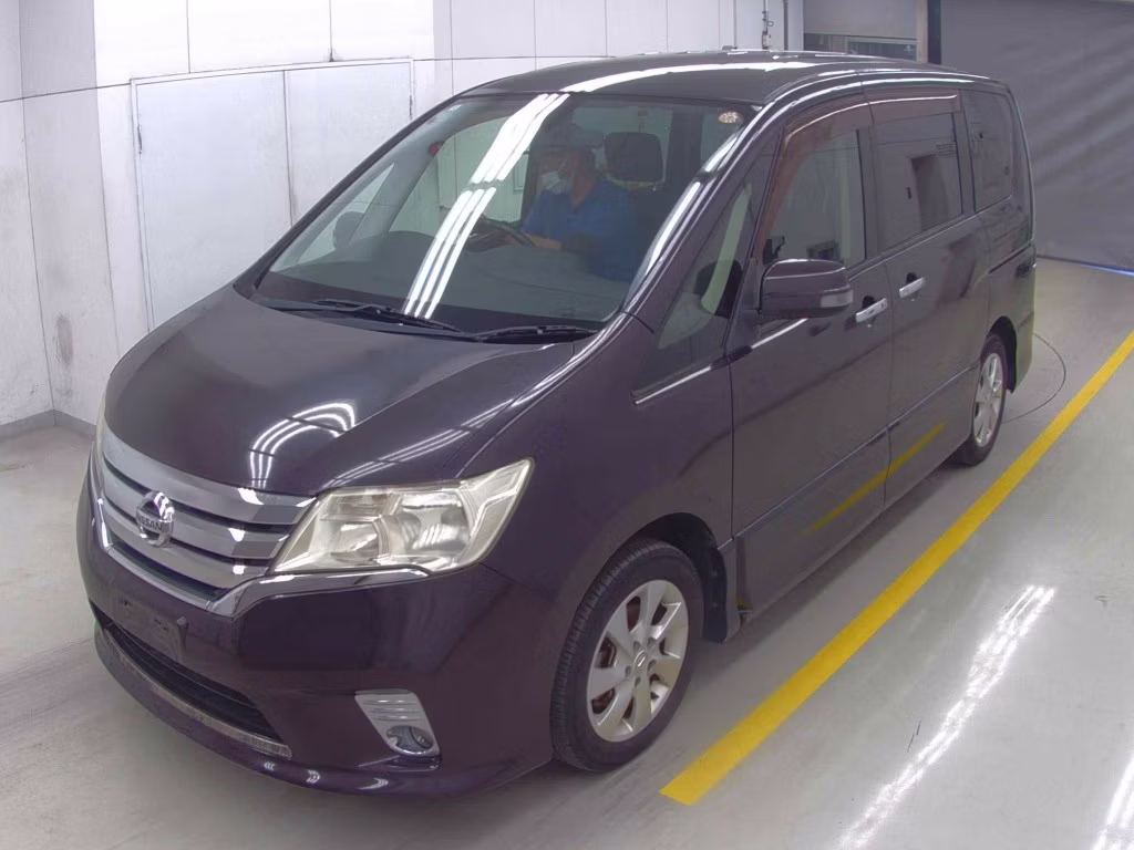 NISSAN SERENA