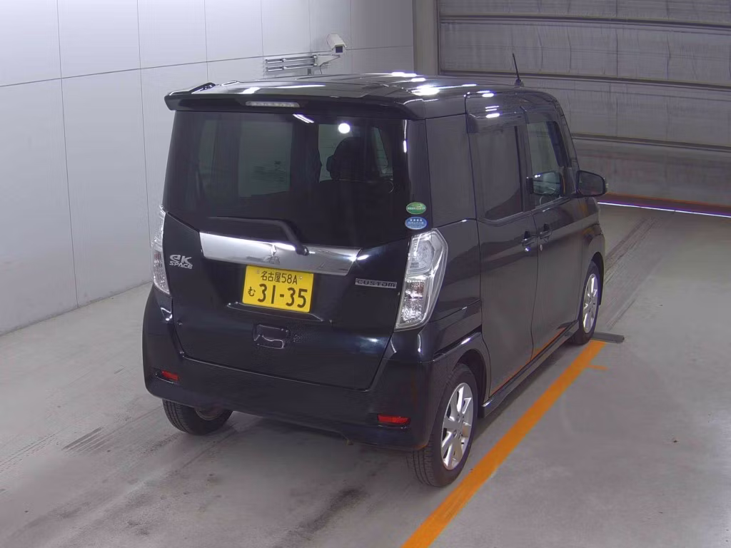MITSUBISHI EK SPACE