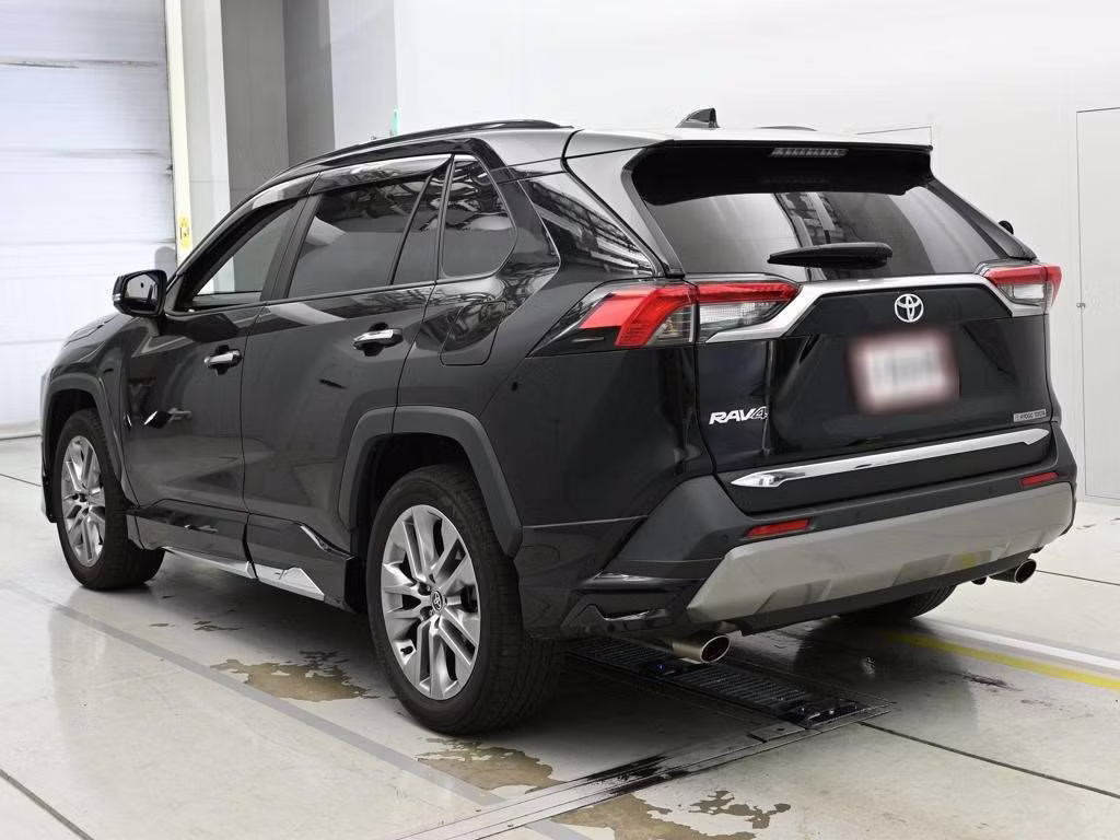 TOYOTA RAV4