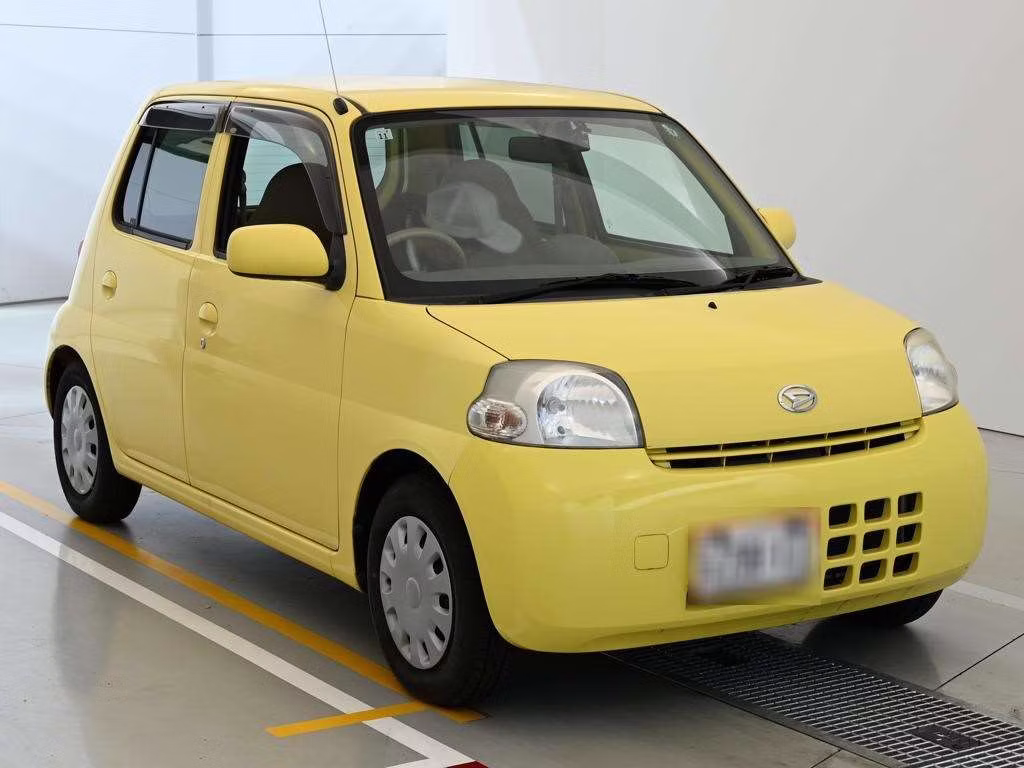 DAIHATSU ESSE