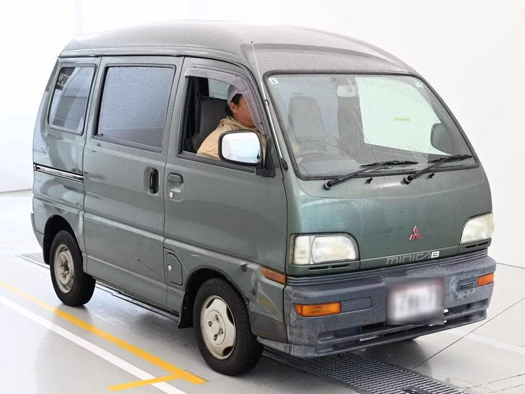 MITSUBISHI MINICAB