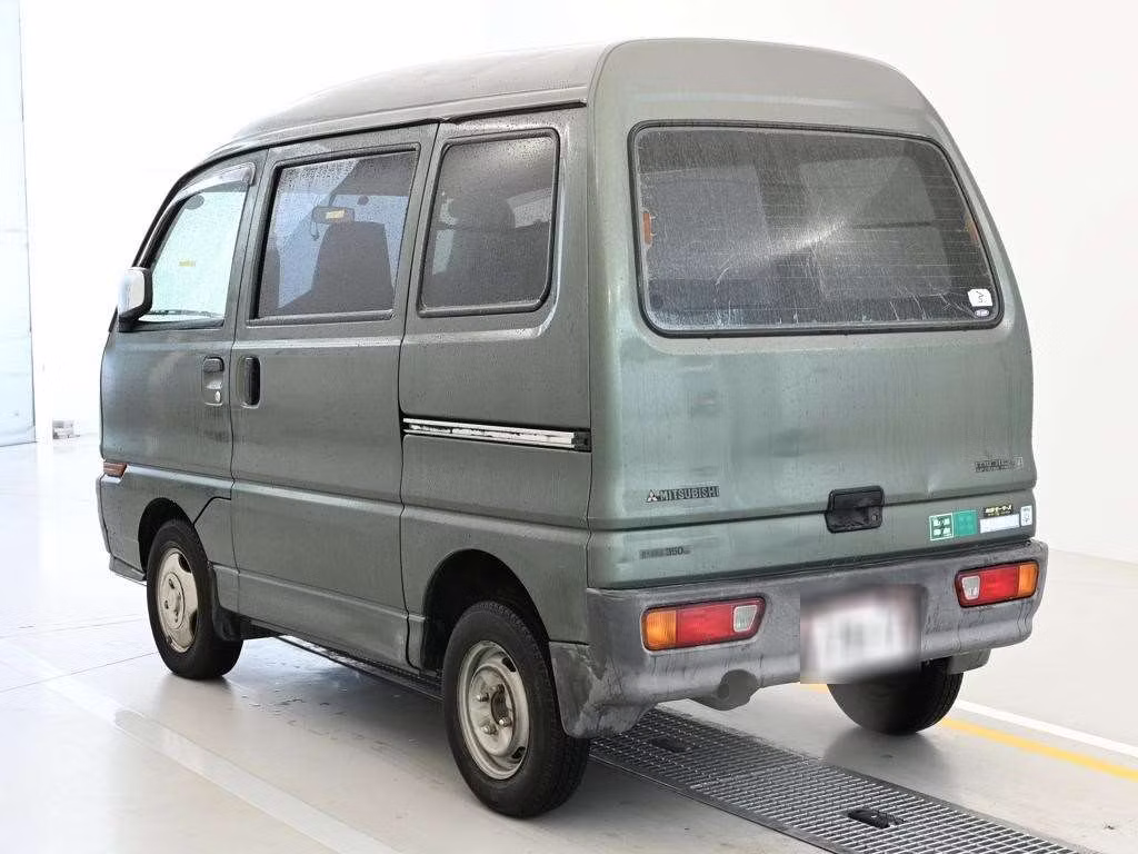 MITSUBISHI MINICAB