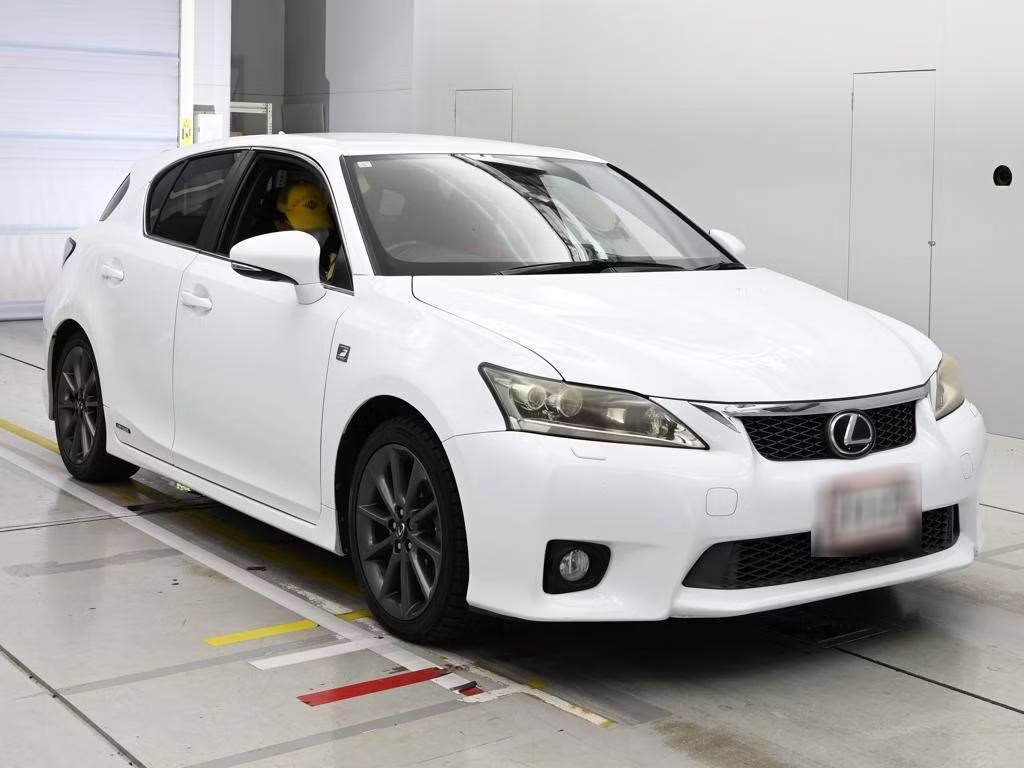 LEXUS CT200H