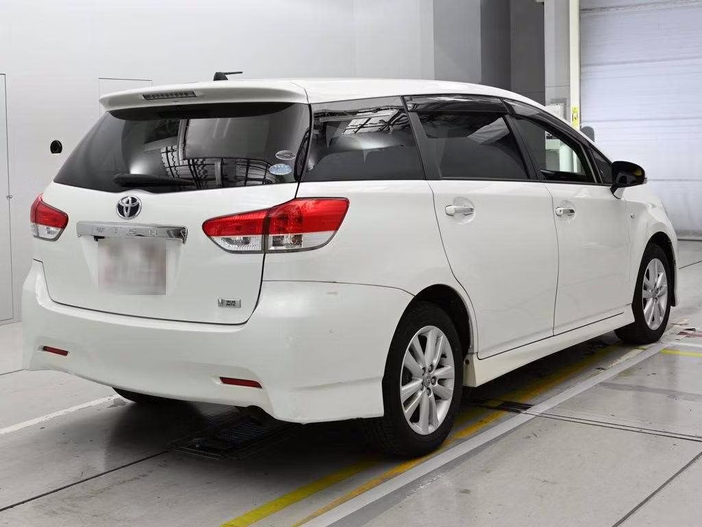 TOYOTA WISH