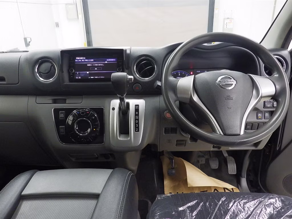 NISSAN NV350 CARAVAN