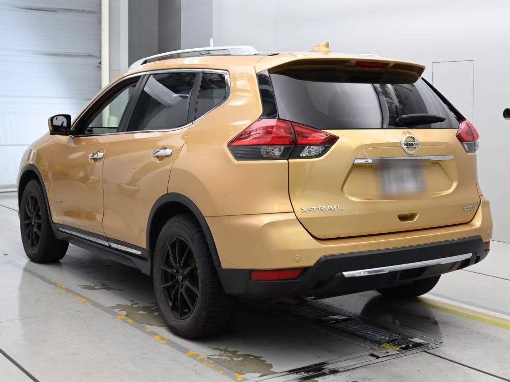 NISSAN X-TRAIL