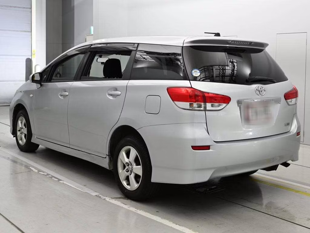 TOYOTA WISH