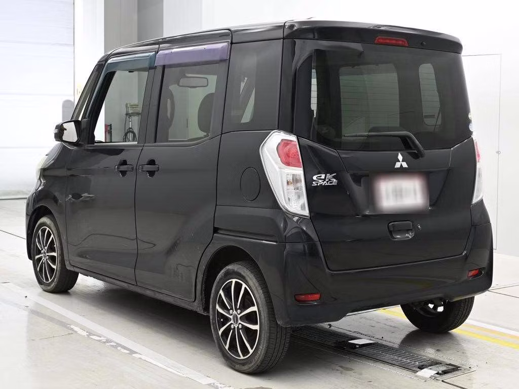 MITSUBISHI EK SPACE