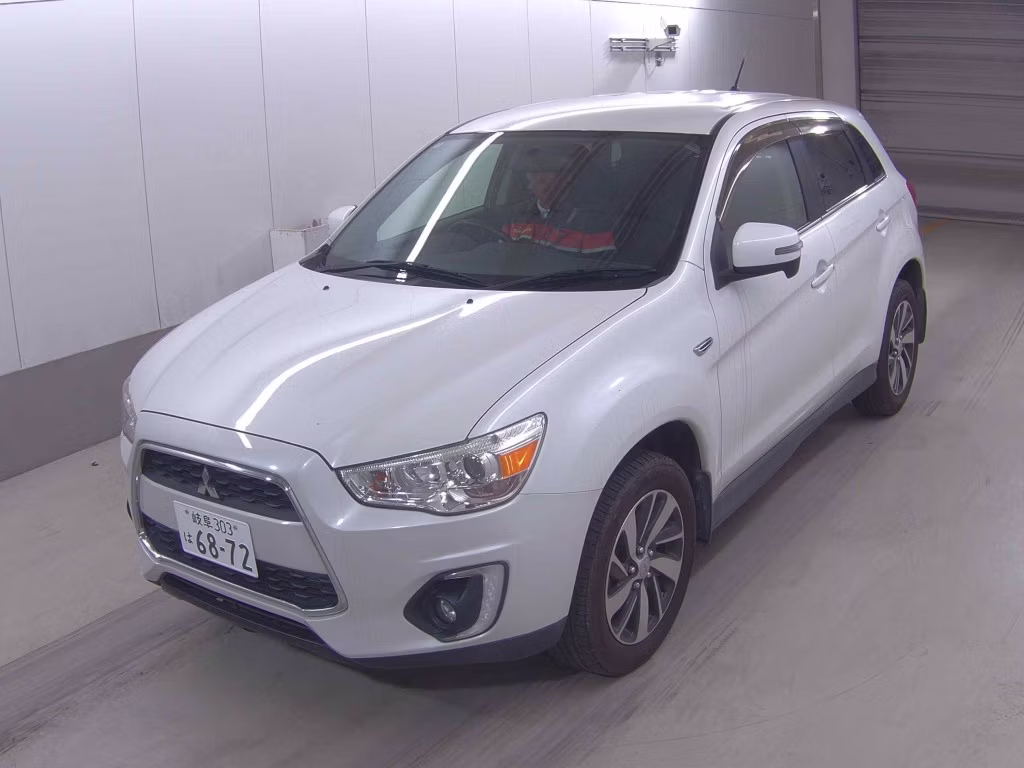 MITSUBISHI RVR