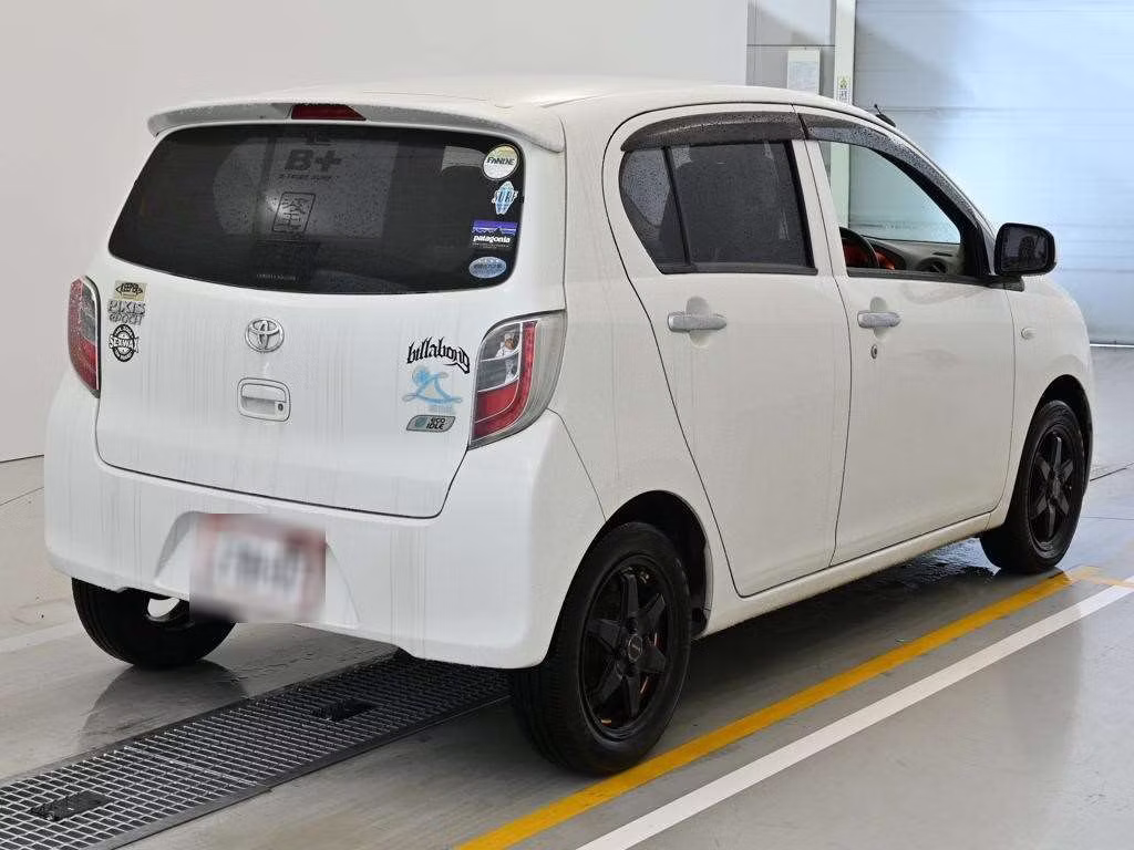 TOYOTA PIXIS EPOCH