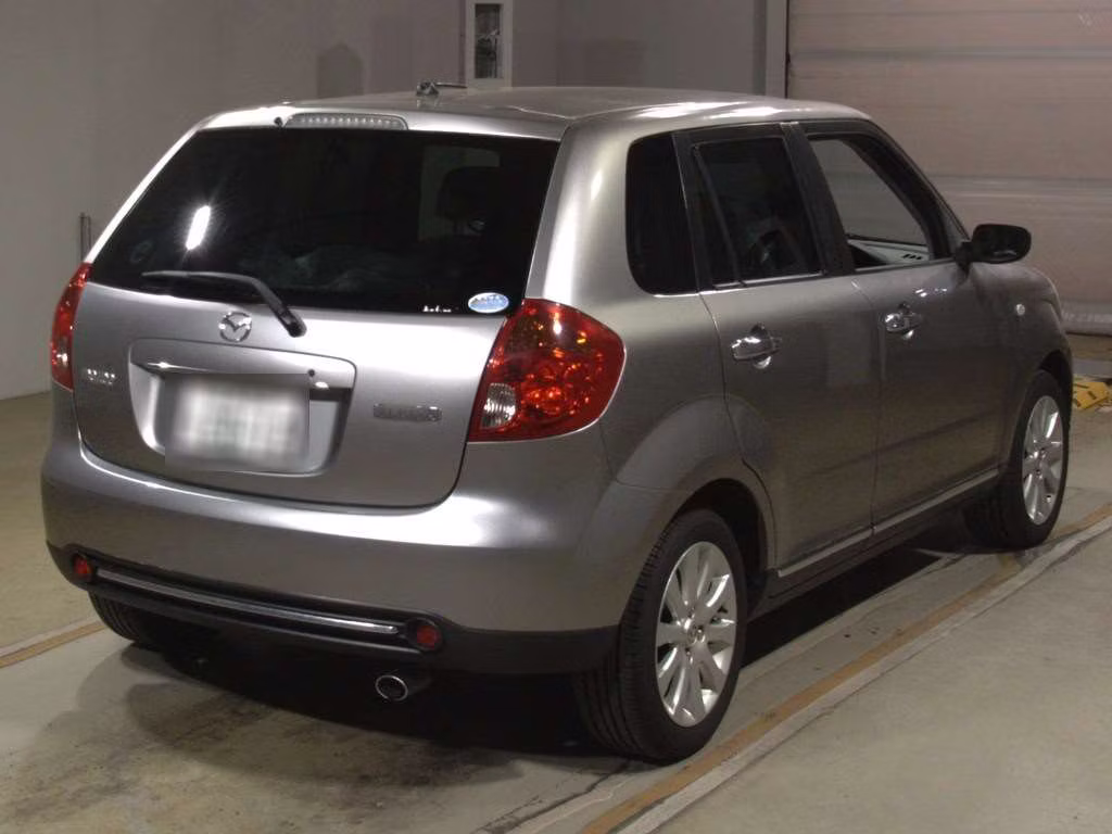 MAZDA VERISA