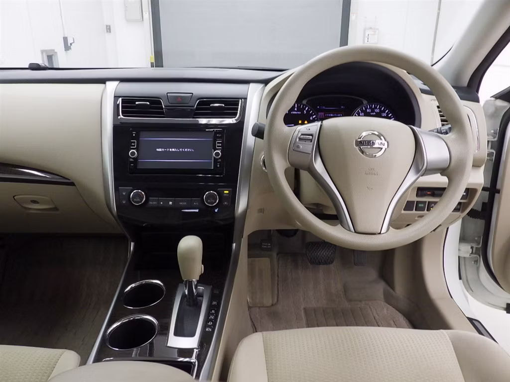 NISSAN TEANA