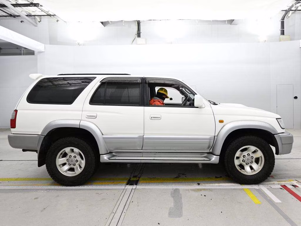 TOYOTA HILUX SURF
