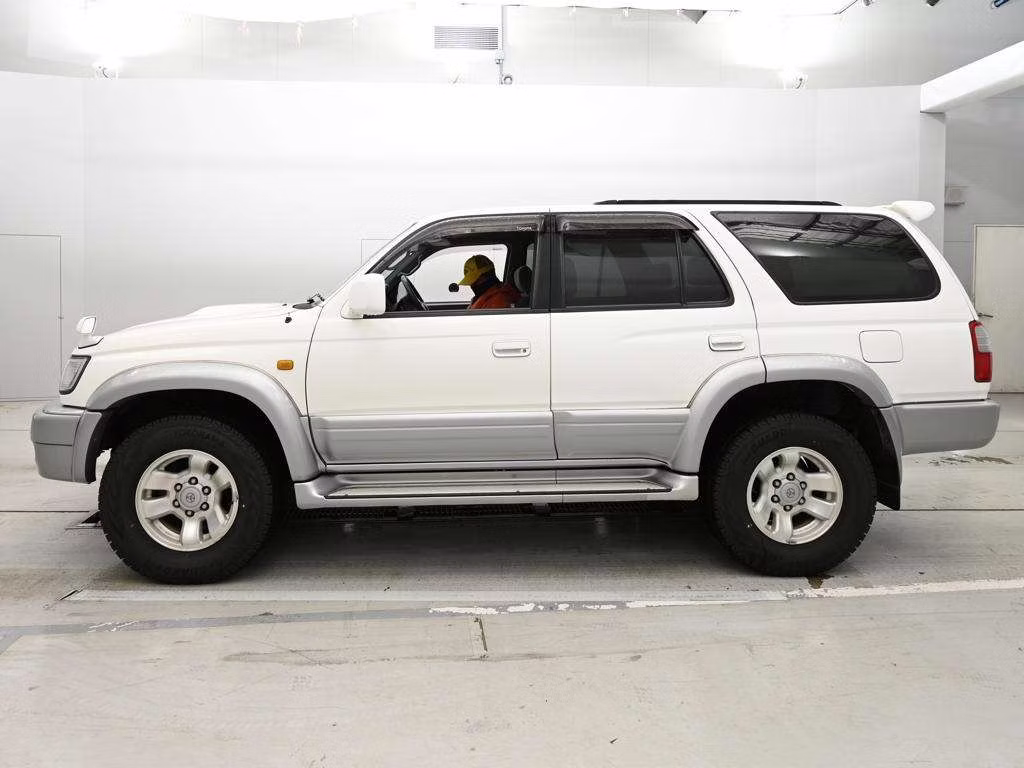 TOYOTA HILUX SURF