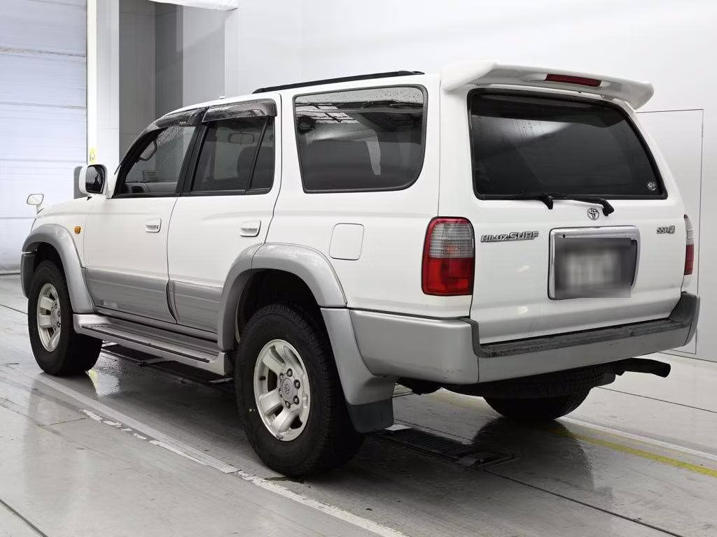 TOYOTA HILUX SURF