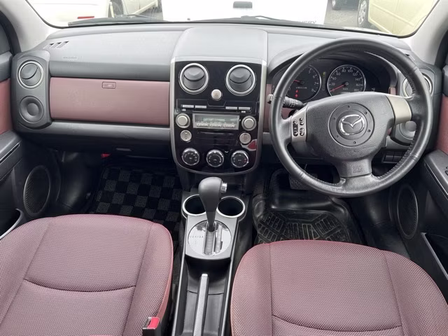 MAZDA VERISA