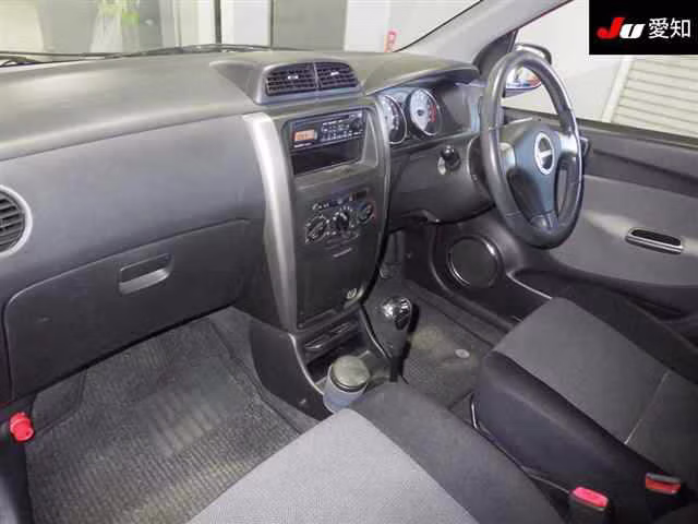 DAIHATSU MIRA AVY