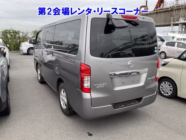 NISSAN NV350 CARAVAN