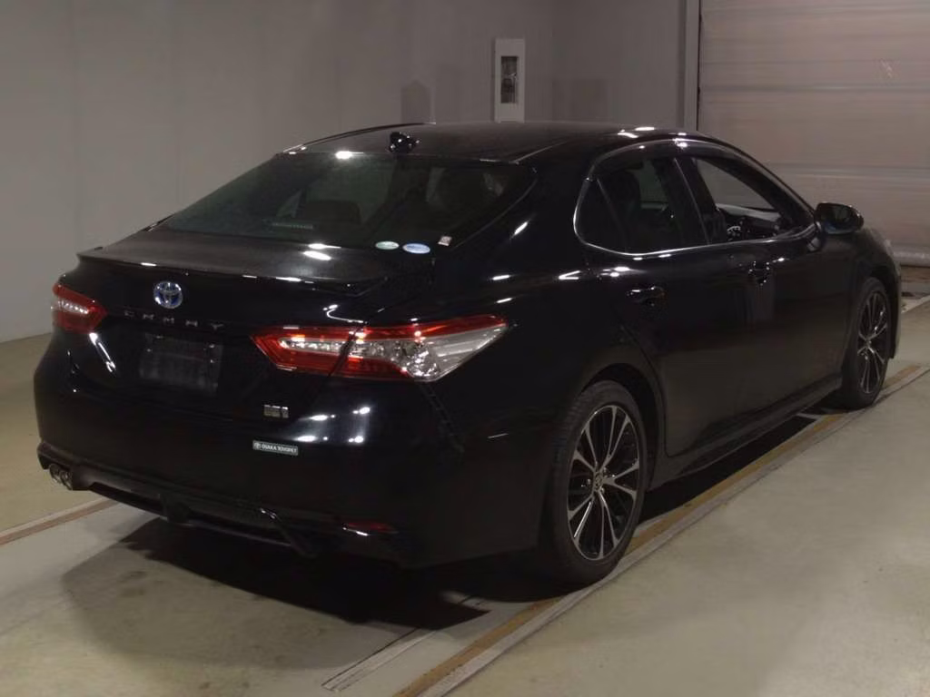 TOYOTA CAMRY