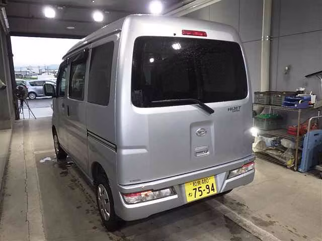 DAIHATSU HIJET