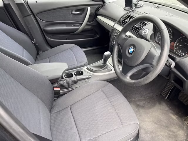 BMW 1-SERIES