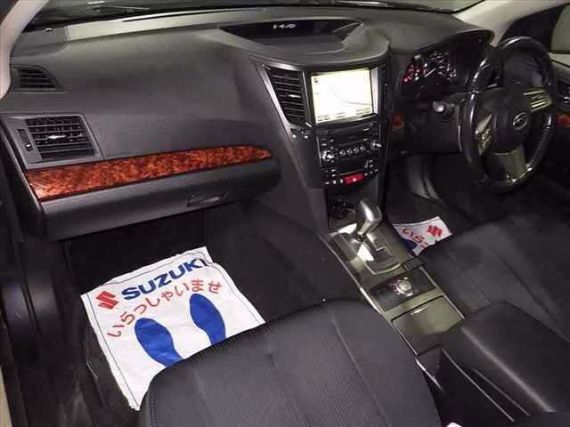 SUBARU LEGACY