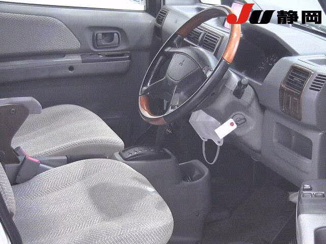 MITSUBISHI TOWN BOX