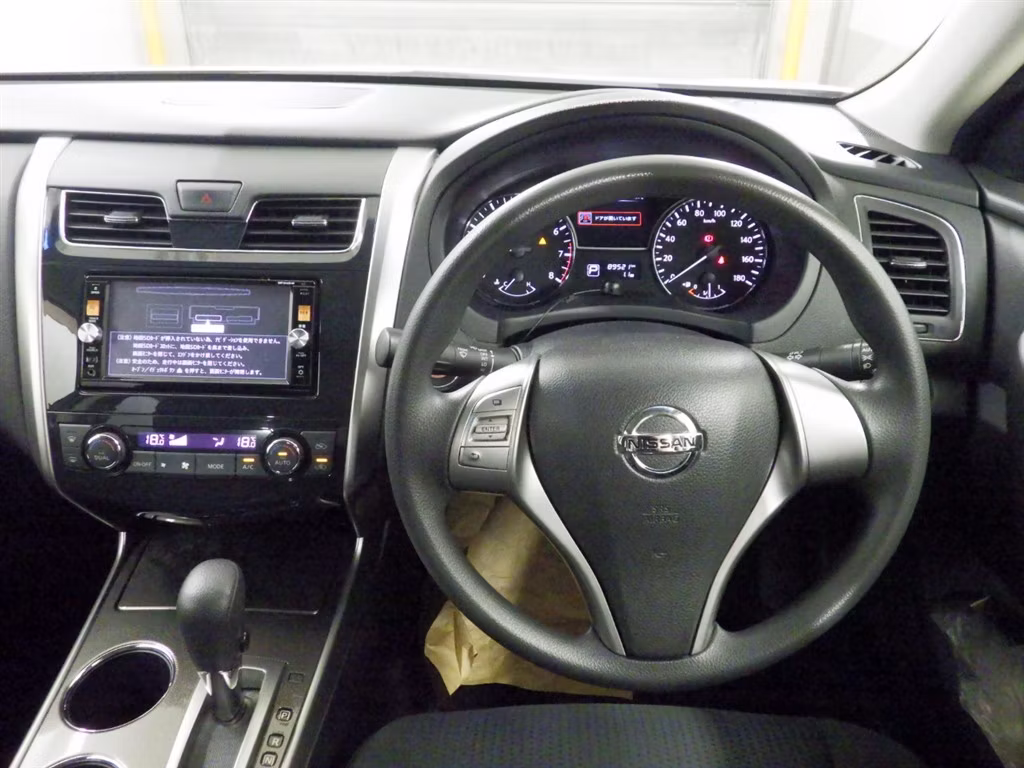 NISSAN TEANA