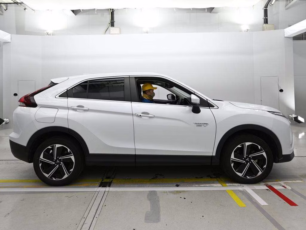 MITSUBISHI ECLIPSE CROSS